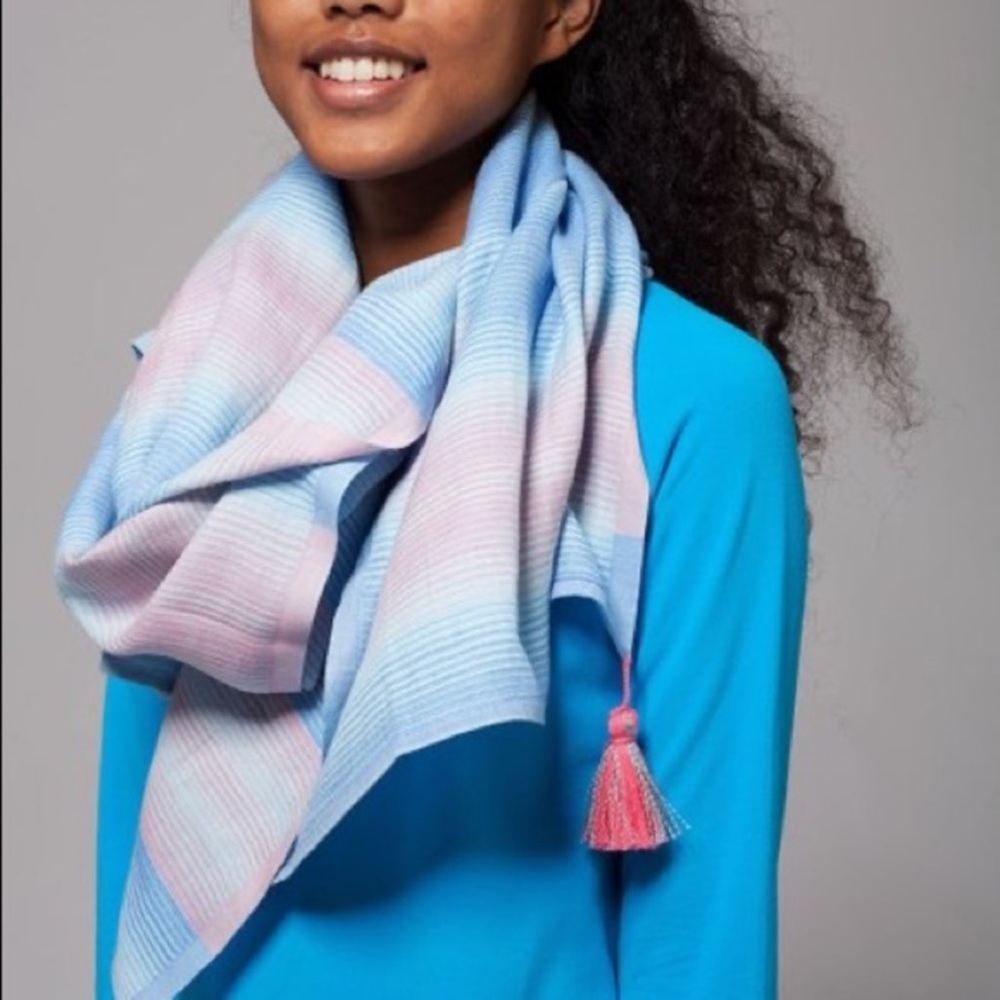 IVIVVA Yoga lululemon OM ON THE GO scarf tassel